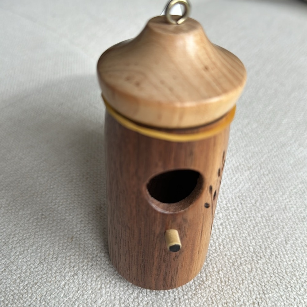 Hummingbird House - Picture 4 of 6